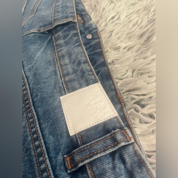 ZARA denim ripped jean shorts NWOT size 8 - Picture 3 of 6